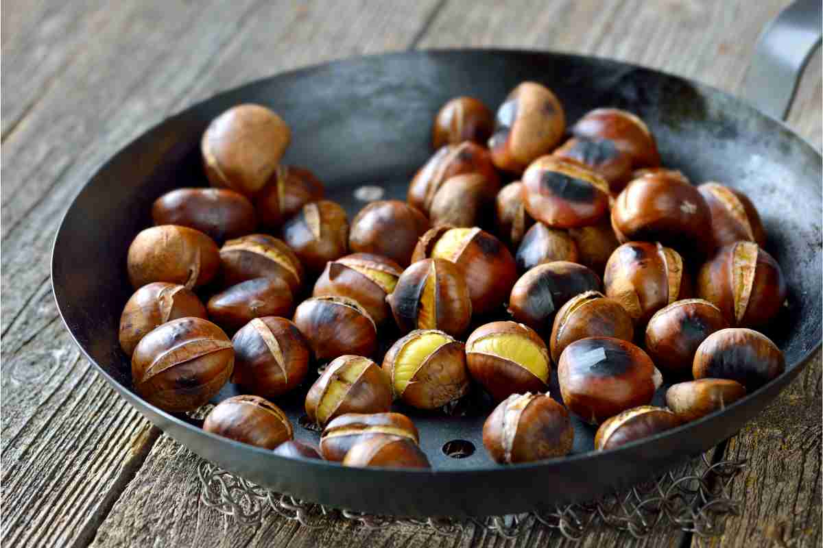 Castagne cotte in padella