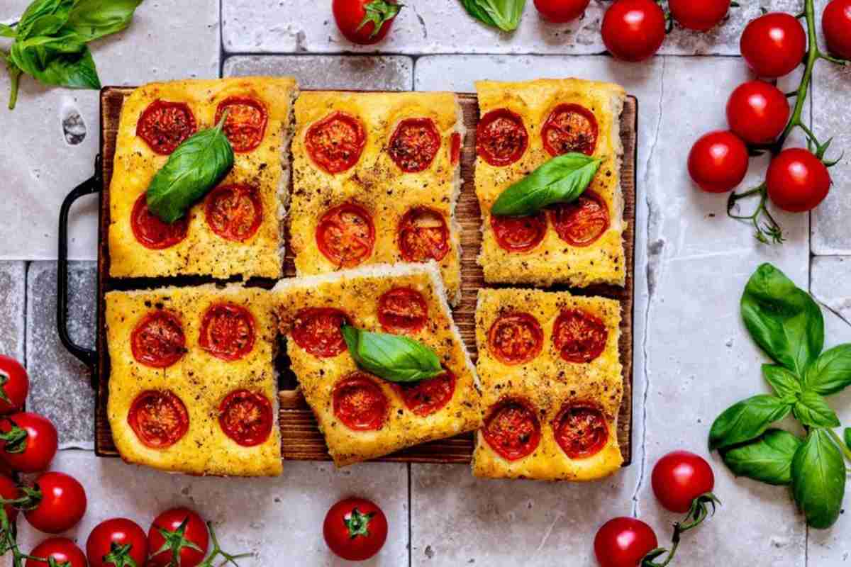 Focaccia con pomodori