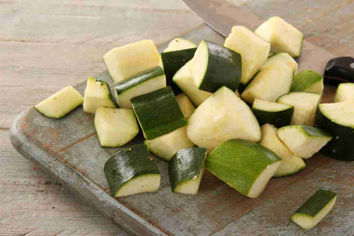 zucchine sul tagliere