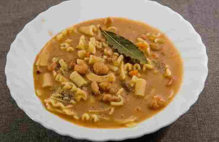 la pasta e fagioli