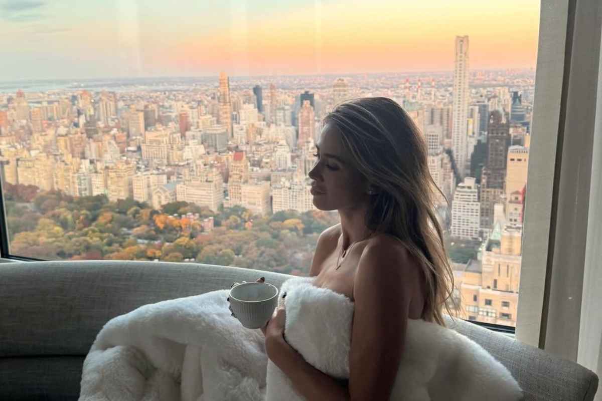 Diletta Leotta in un momento di relax in casa