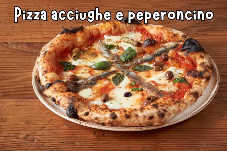 Pizza acciughe e peperoncino