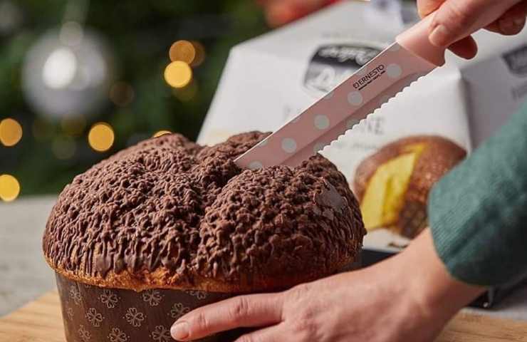 taglio panettone Favorina