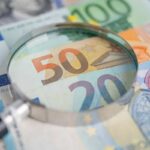 Banconote euro, lente di ingrandimento